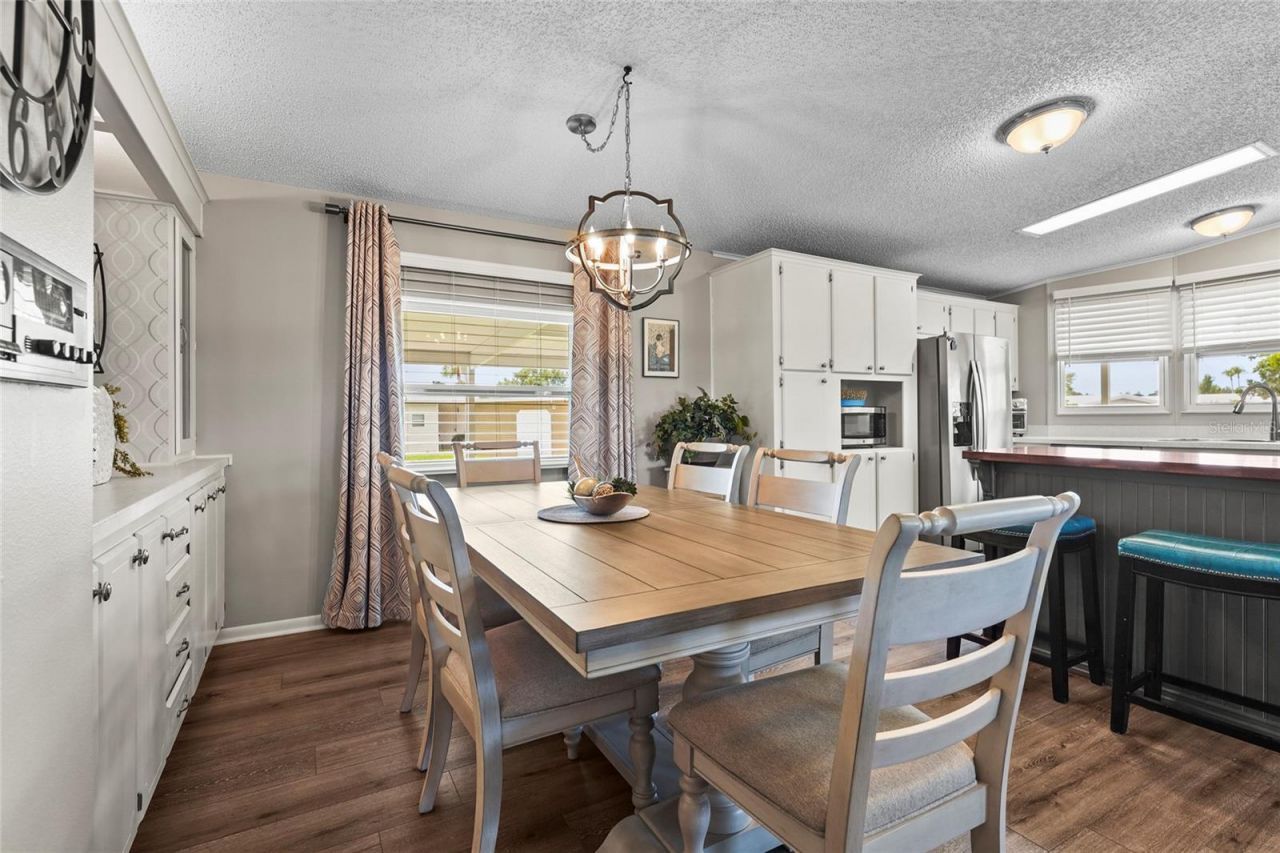 8470 Imperial Circle, Palmetto, FL 34221 Photo