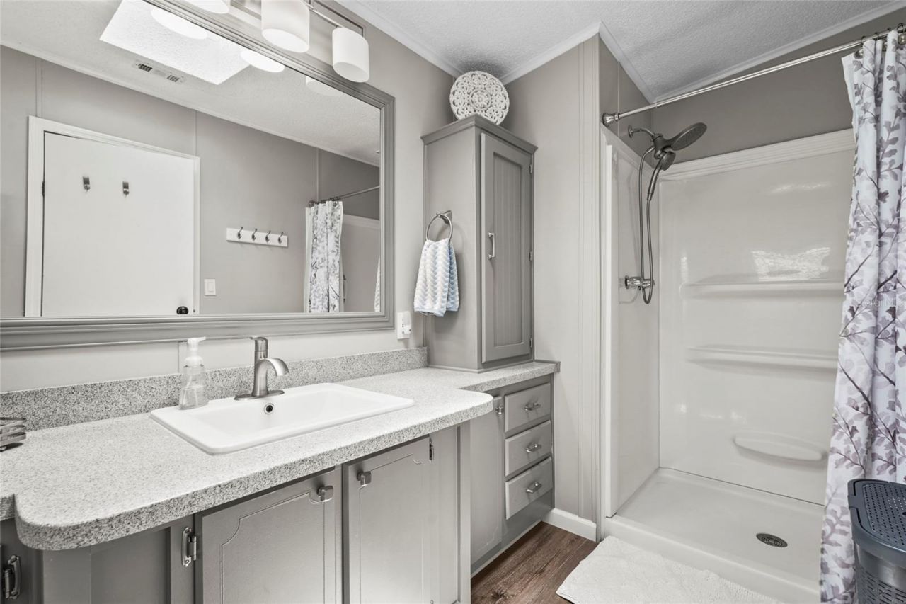 8470 Imperial Circle, Palmetto, FL 34221 Photo