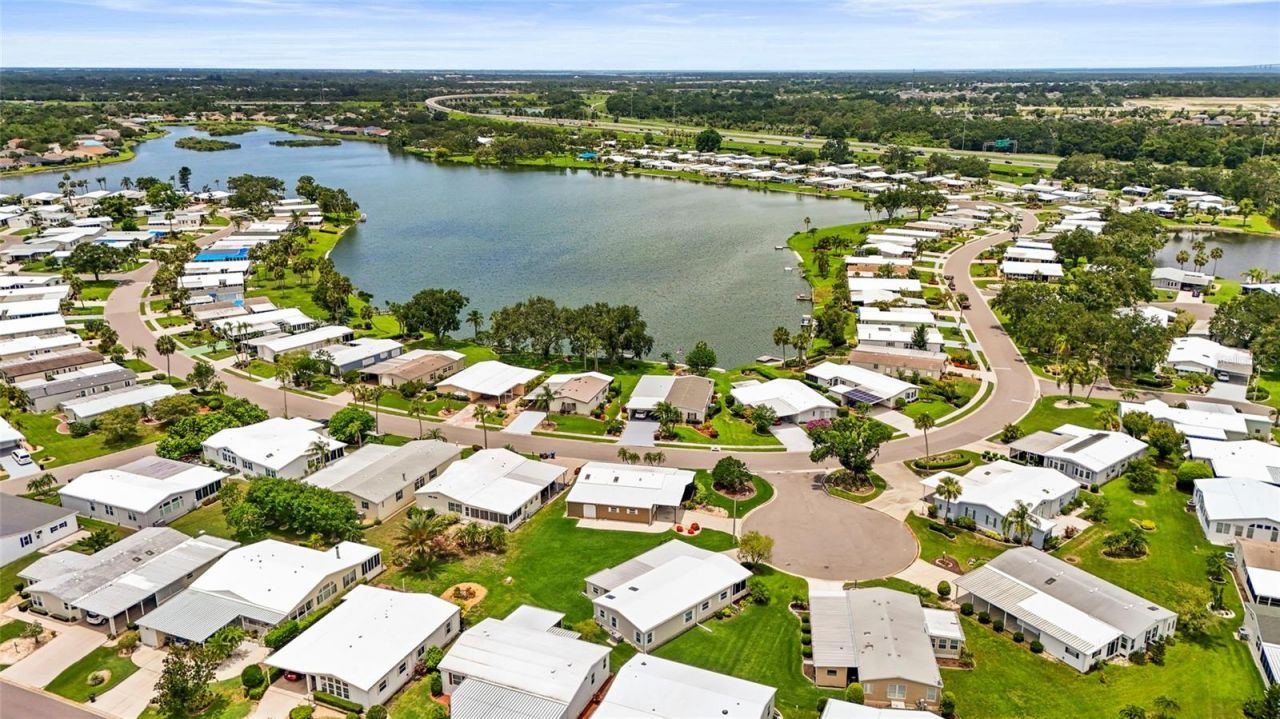 8470 Imperial Circle, Palmetto, FL 34221 Photo