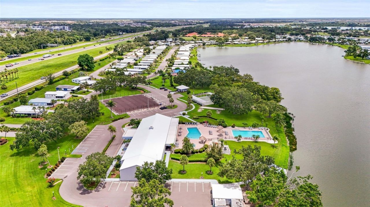 8470 Imperial Circle, Palmetto, FL 34221 Photo