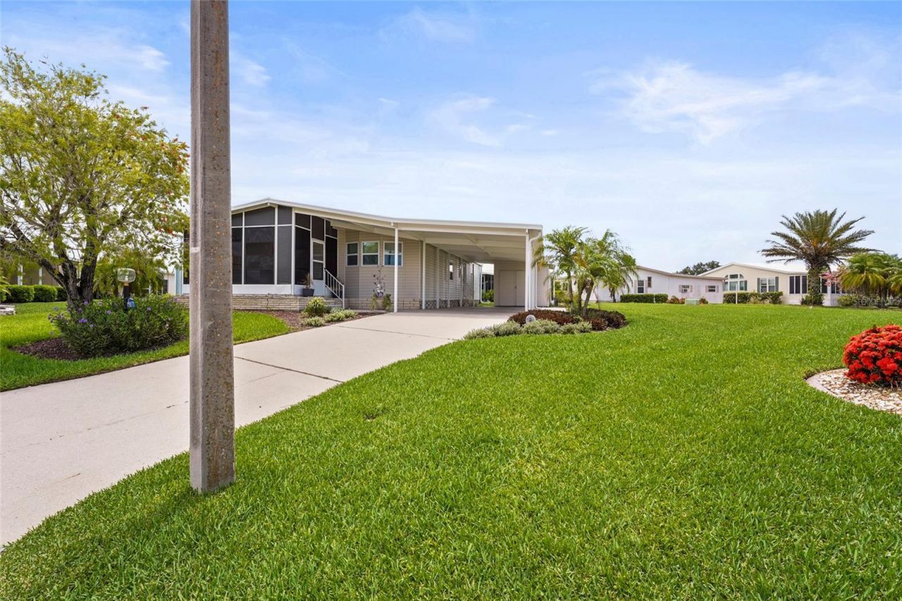 8470 Imperial Circle, Palmetto, FL 34221 Photo