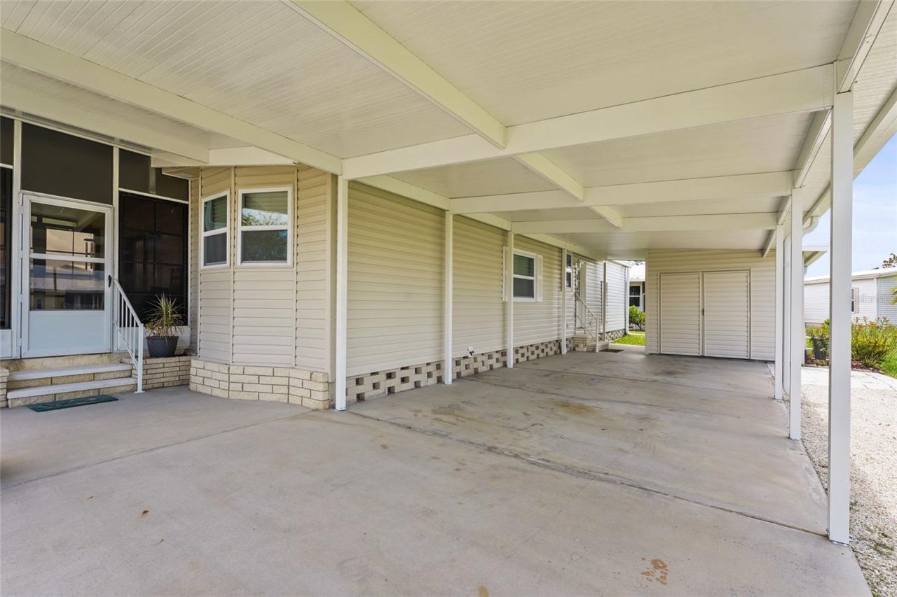 8470 Imperial Circle, Palmetto, FL 34221 Photo