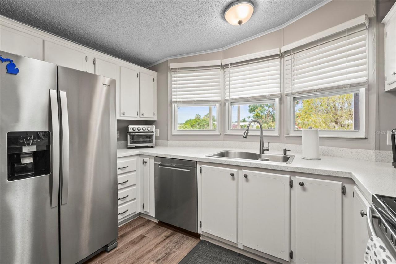 8470 Imperial Circle, Palmetto, FL 34221 Photo