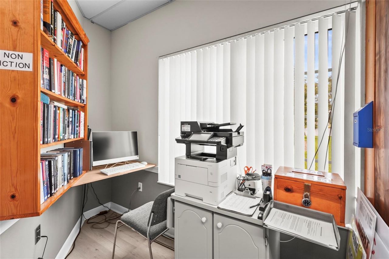 8470 Imperial Circle, Palmetto, FL 34221 Photo