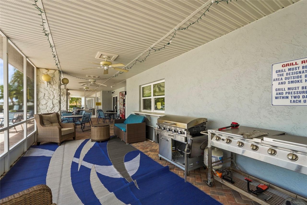 8470 Imperial Circle, Palmetto, FL 34221 Photo