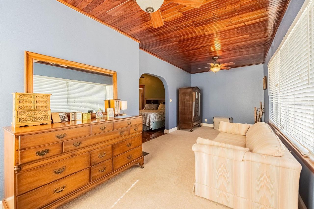 102 S Lakeshore Boulevard, Lake Wales, FL 33853 Photo