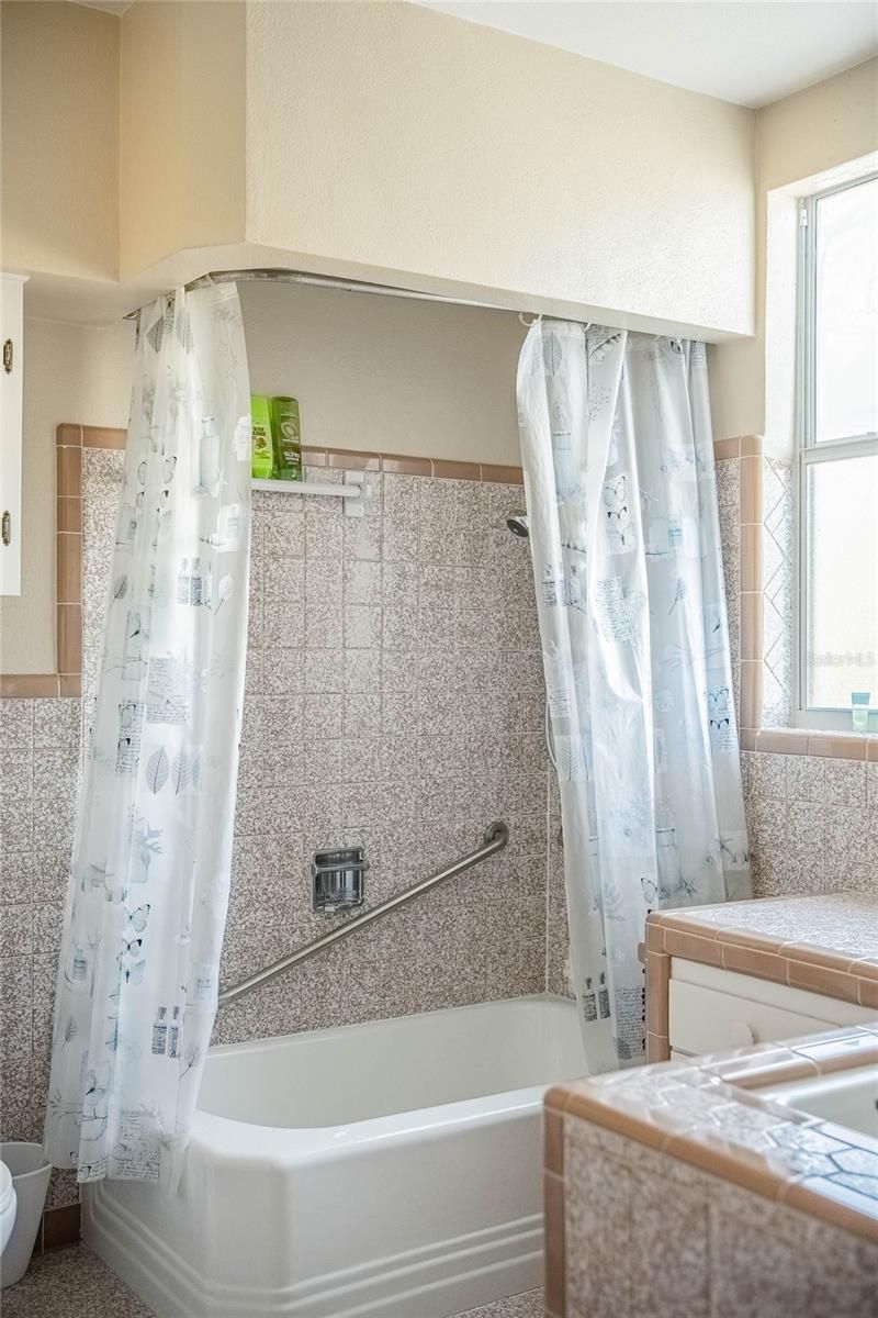 102 S Lakeshore Boulevard, Lake Wales, FL 33853 Photo