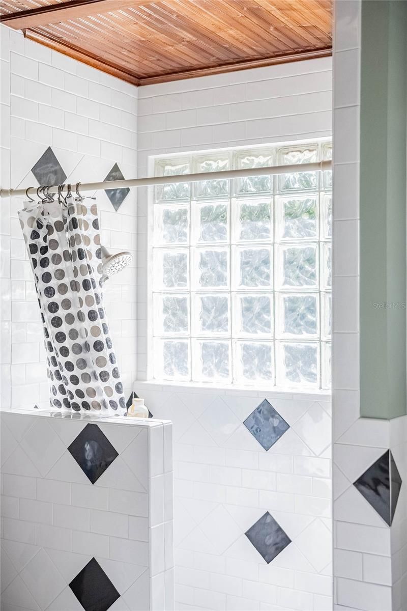 102 S Lakeshore Boulevard, Lake Wales, FL 33853 Photo