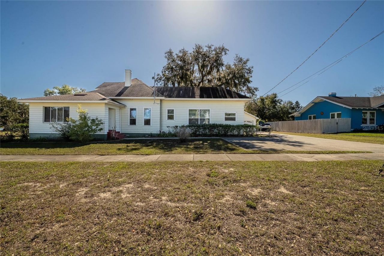 102 S Lakeshore Boulevard, Lake Wales, FL 33853 Photo