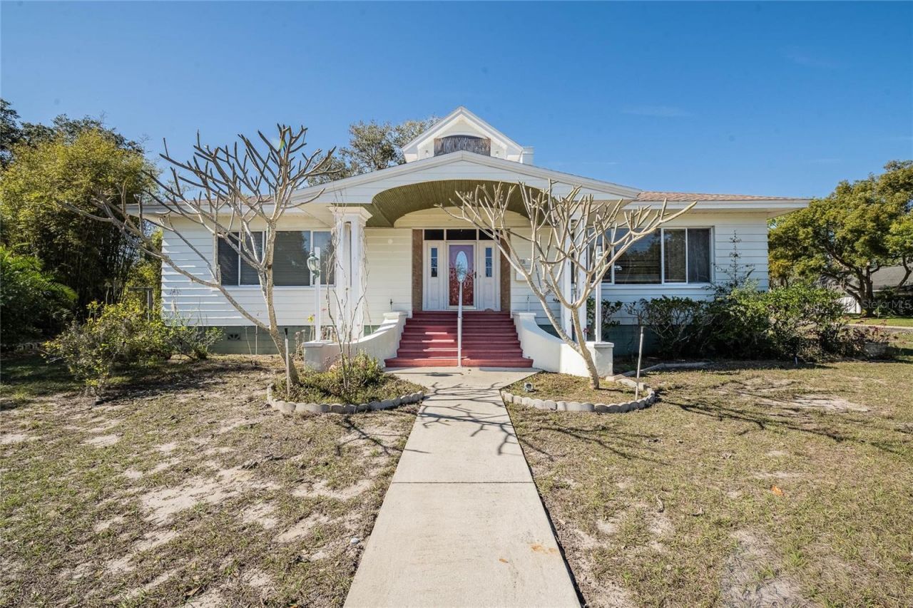 102 S Lakeshore Boulevard, Lake Wales, FL 33853 Photo