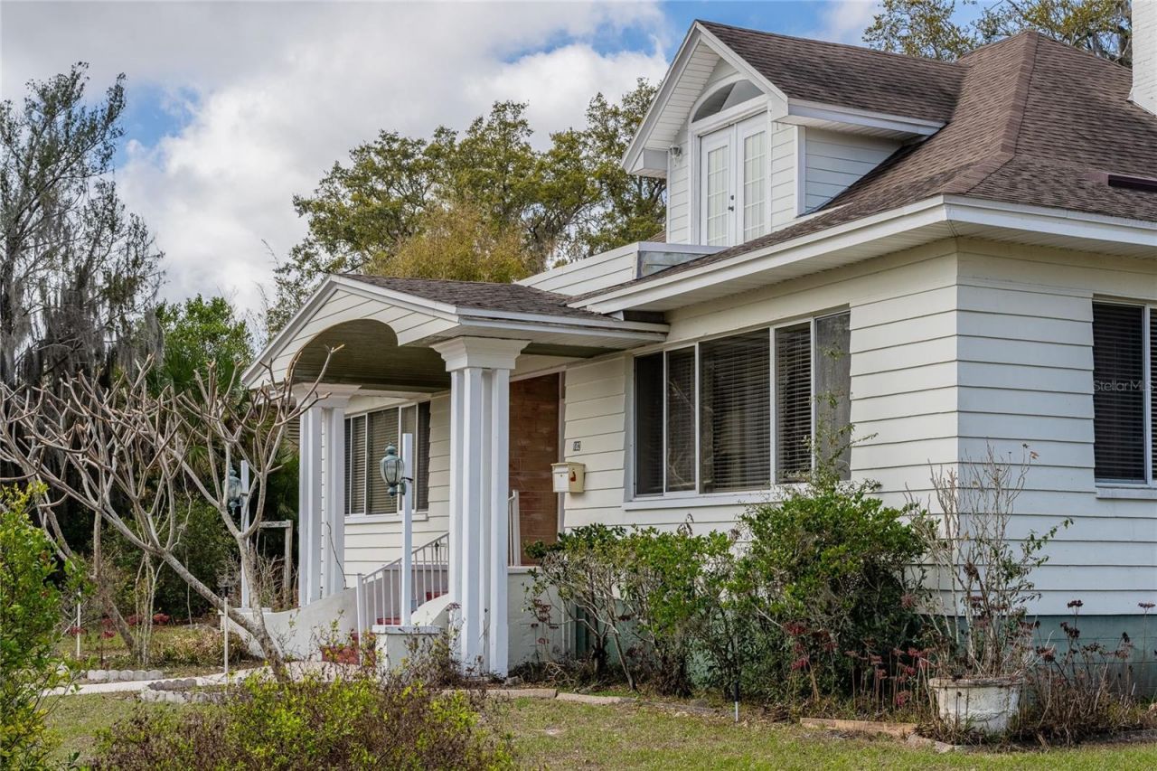 102 S Lakeshore Boulevard, Lake Wales, FL 33853 Photo