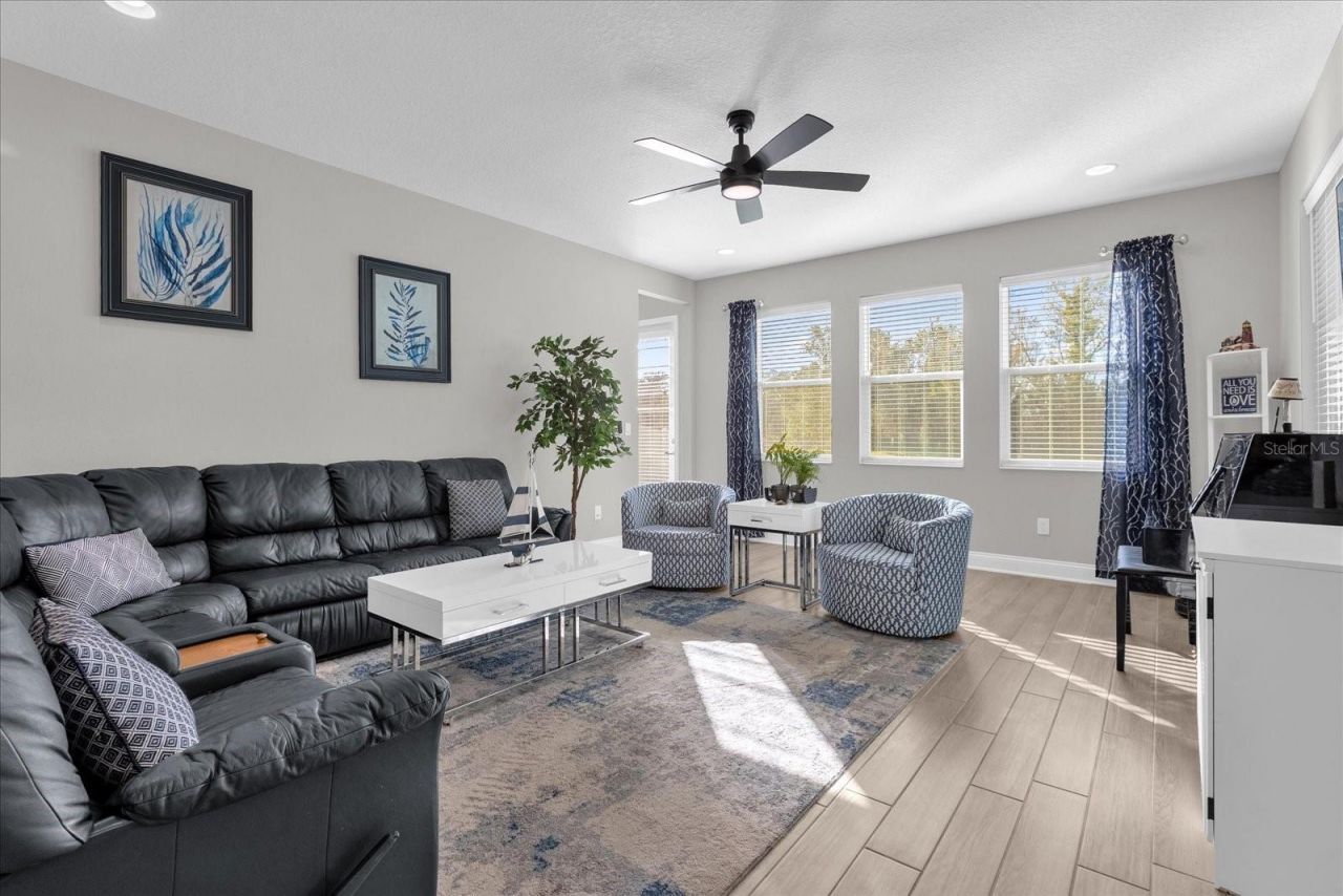 740 Hyperion Drive, Debary, FL 32713 Photo