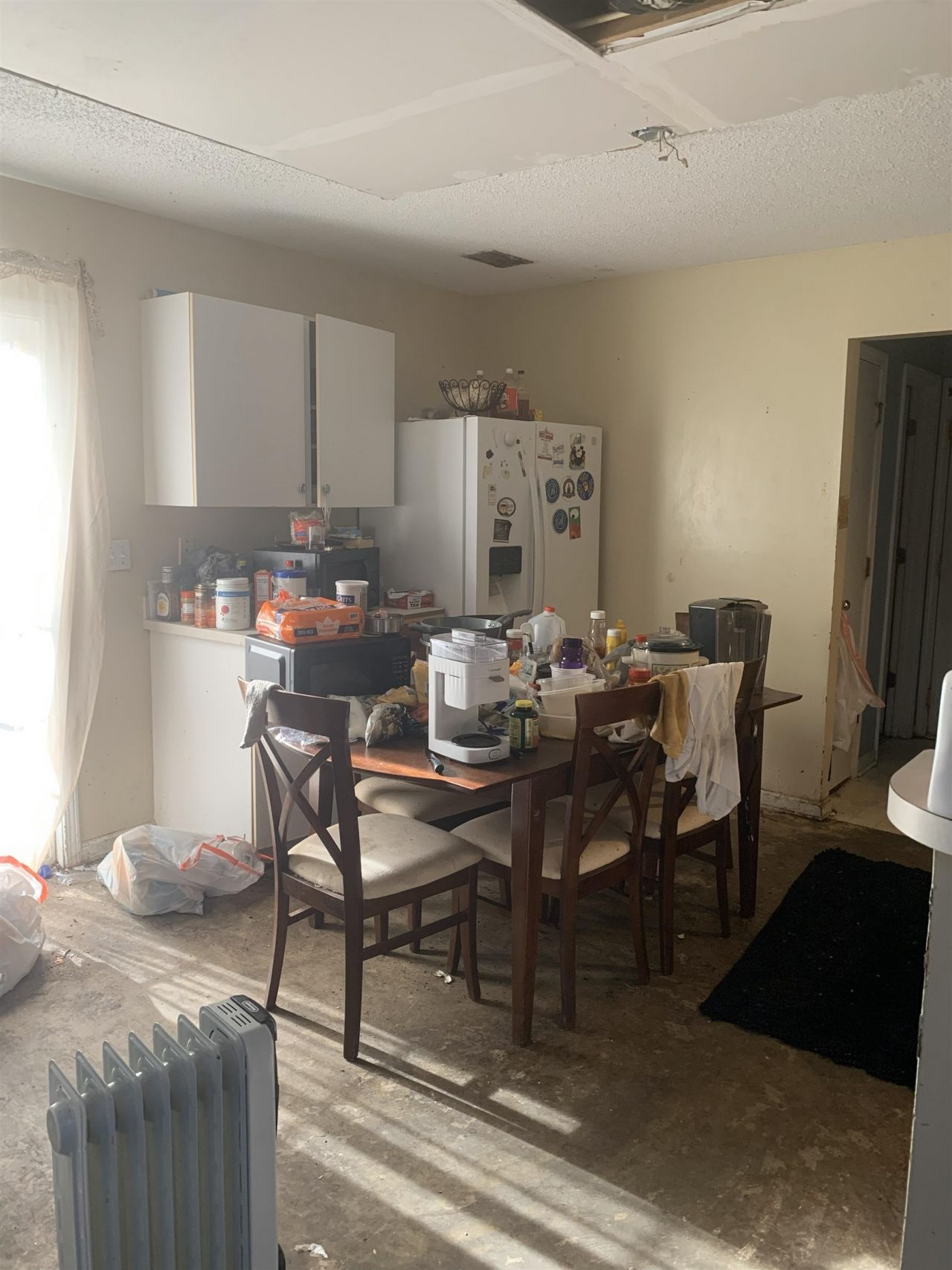 164 Springway Dr. Photo 6