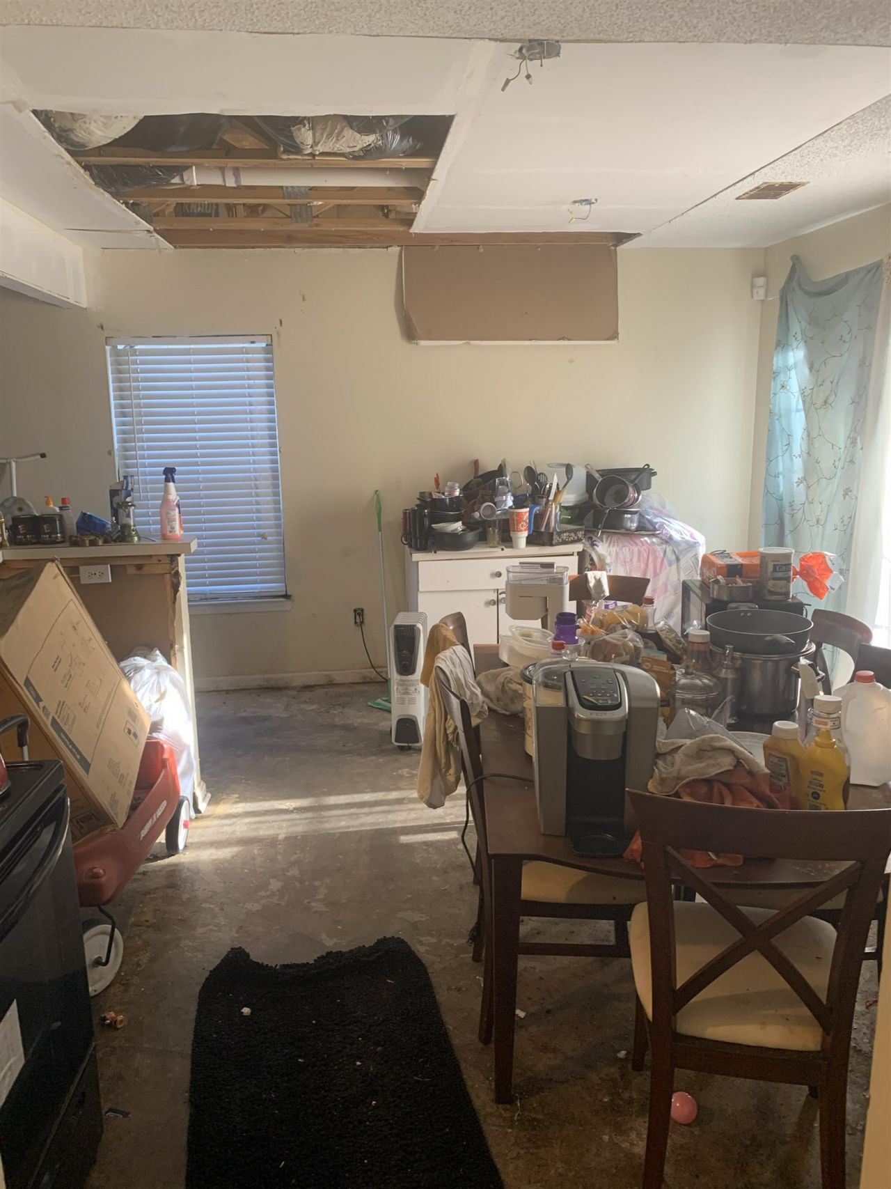 164 Springway Dr. Photo 7