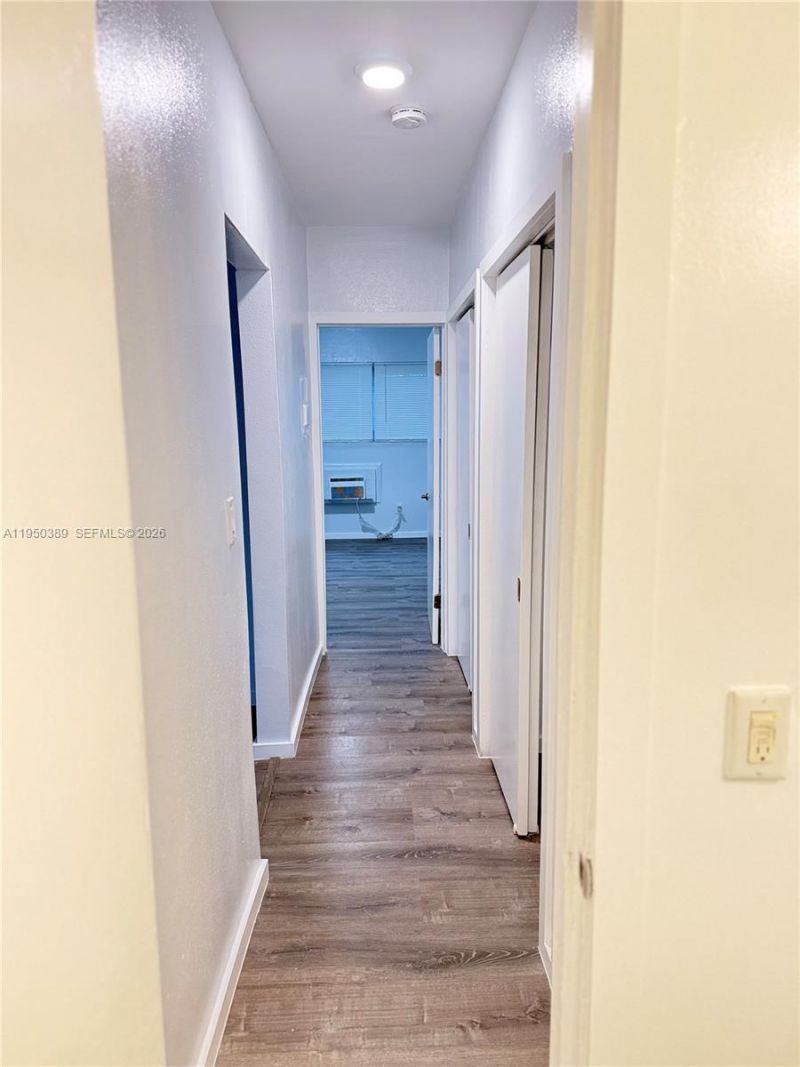 145 S Shore Dr, Unit 2, Miami Beach, FL 33141 Photo
