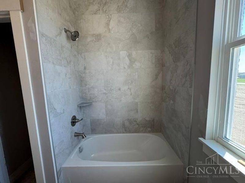 3978 Lukas Lane, Unit VC120, Ross Township, OH 45013 Photo 9