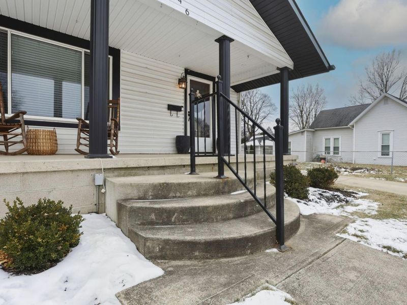 146 Washington Avenue, London, OH 43140 Photo 4