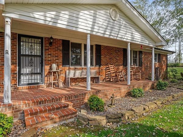 822 Old Smithville Hwy N, Sparta, TN 38583