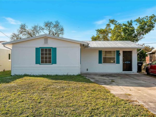 920 MYRTLE AVENUE, VENICE, FL 34285