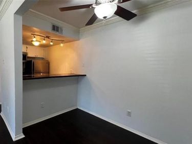 2805 Reagan Street, Unit 212, Dallas, TX 75219