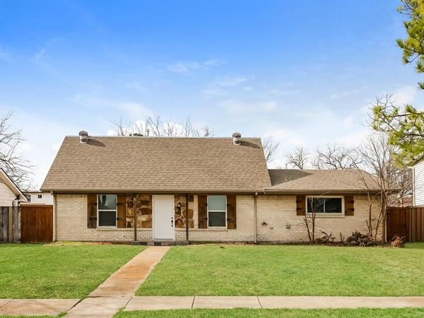 825 Darnel Drive, Mesquite, TX 75149