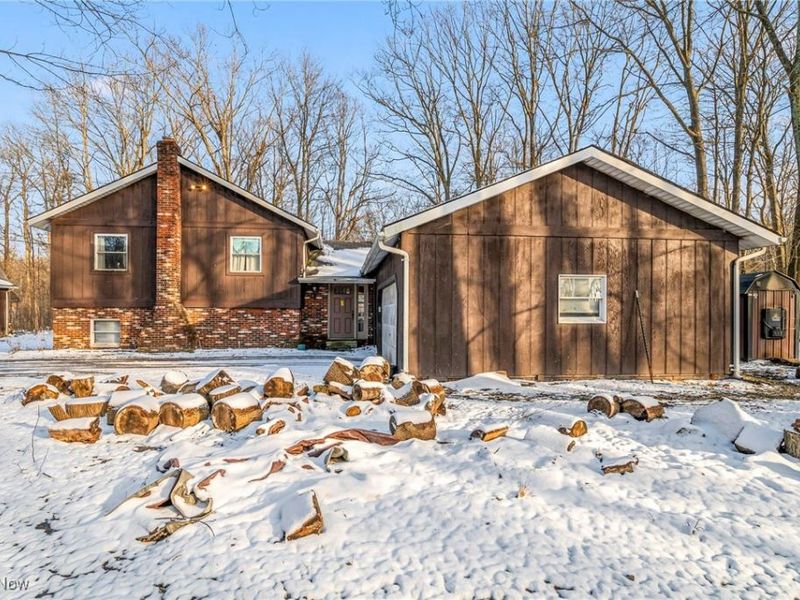 1990 Short Road, Thompson, OH 44086 Photo 1