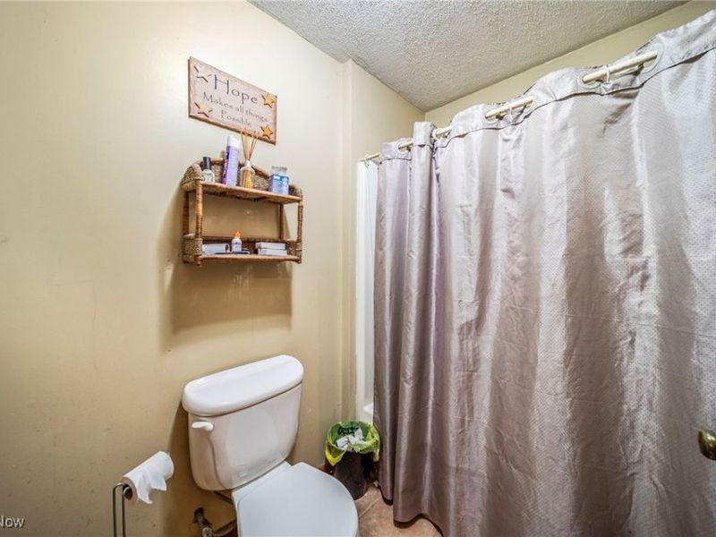 1990 Short Road, Thompson, OH 44086 Photo 26