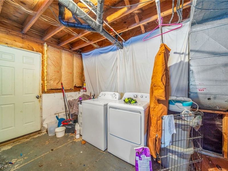 1990 Short Road, Thompson, OH 44086 Photo 38