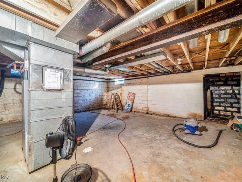 1990 Short Road, Thompson, OH 44086 Photo 40