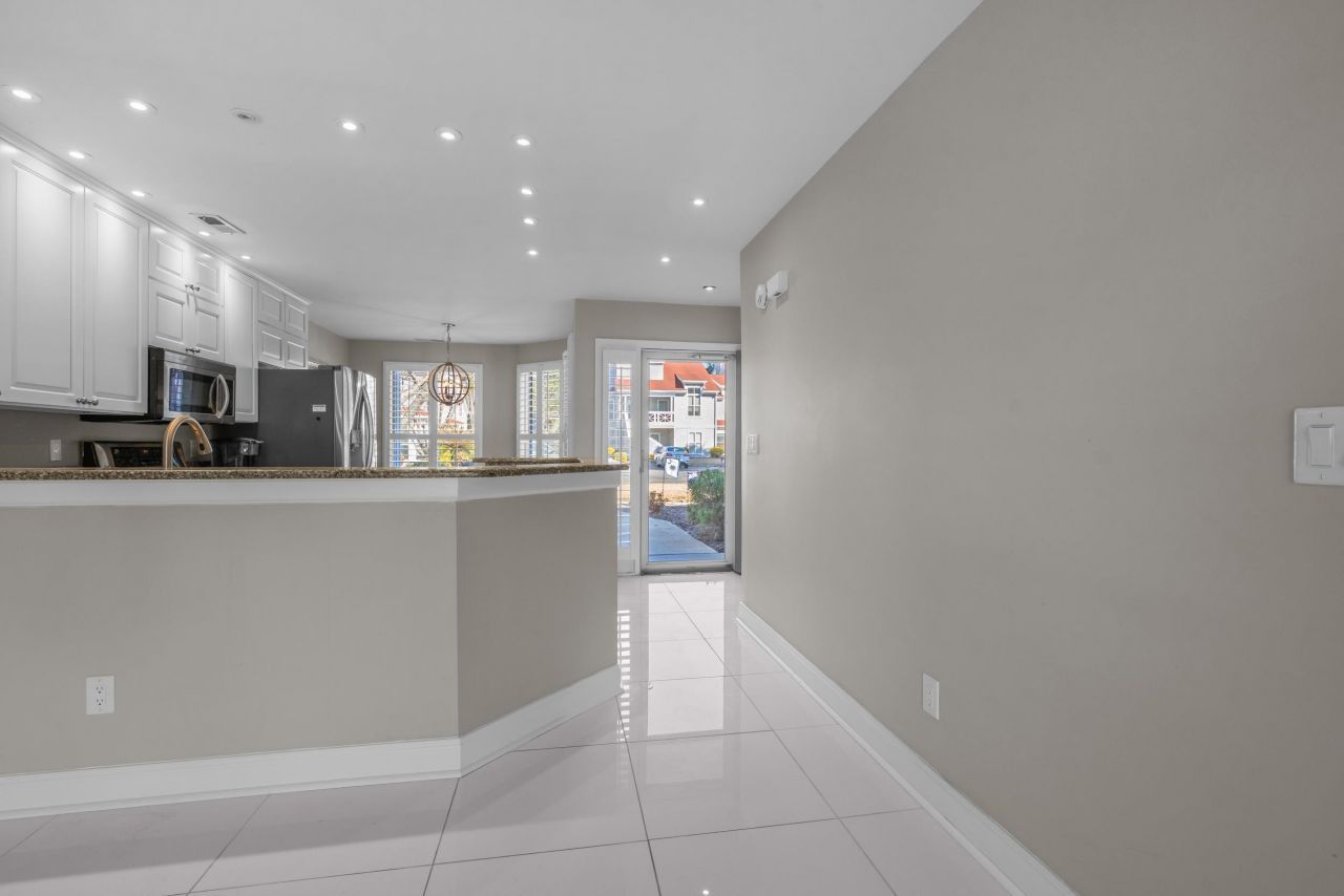 4396 Baldwin Ave. Photo 11