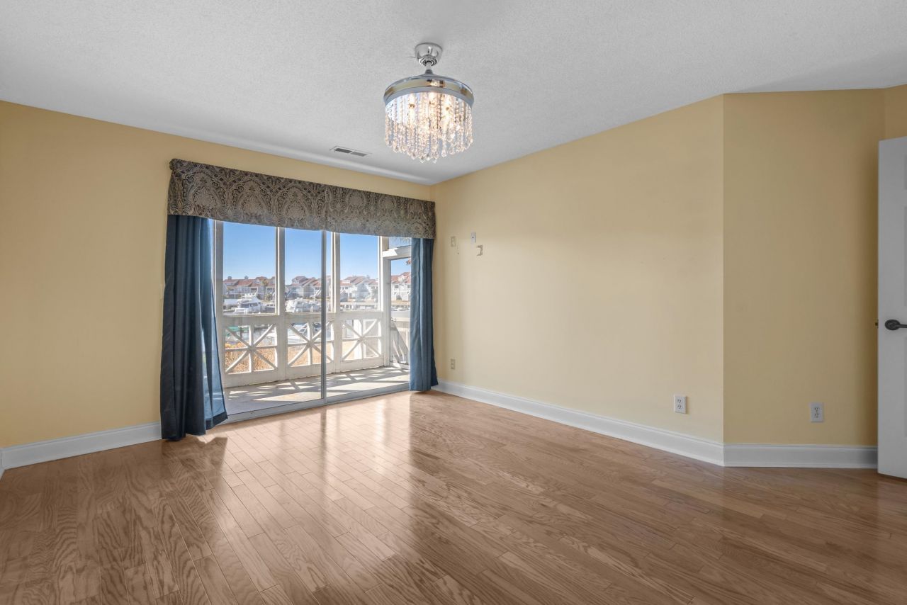 4396 Baldwin Ave. Photo 33