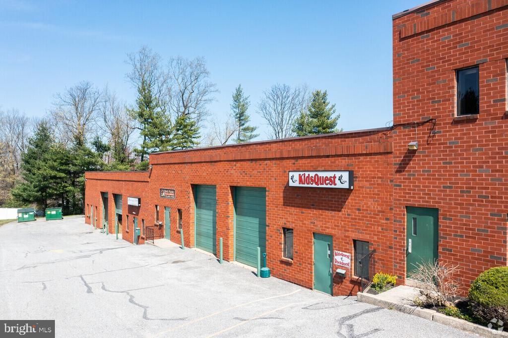 77 BALTIMORE PIKE, CHESTER HEIGHTS, PA 19017