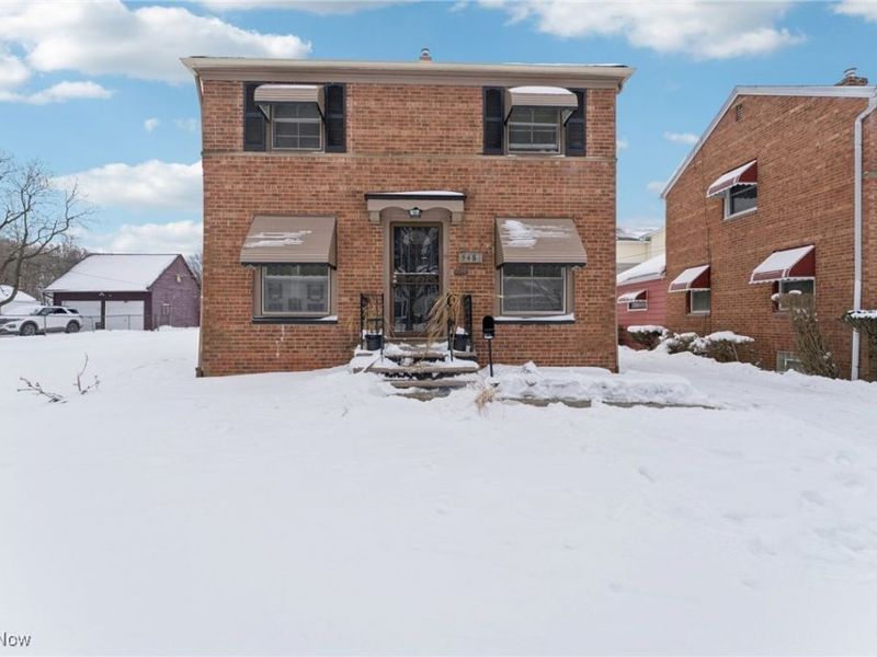 5481 Dalewood Avenue, Maple Heights, OH 44137 Photo 1