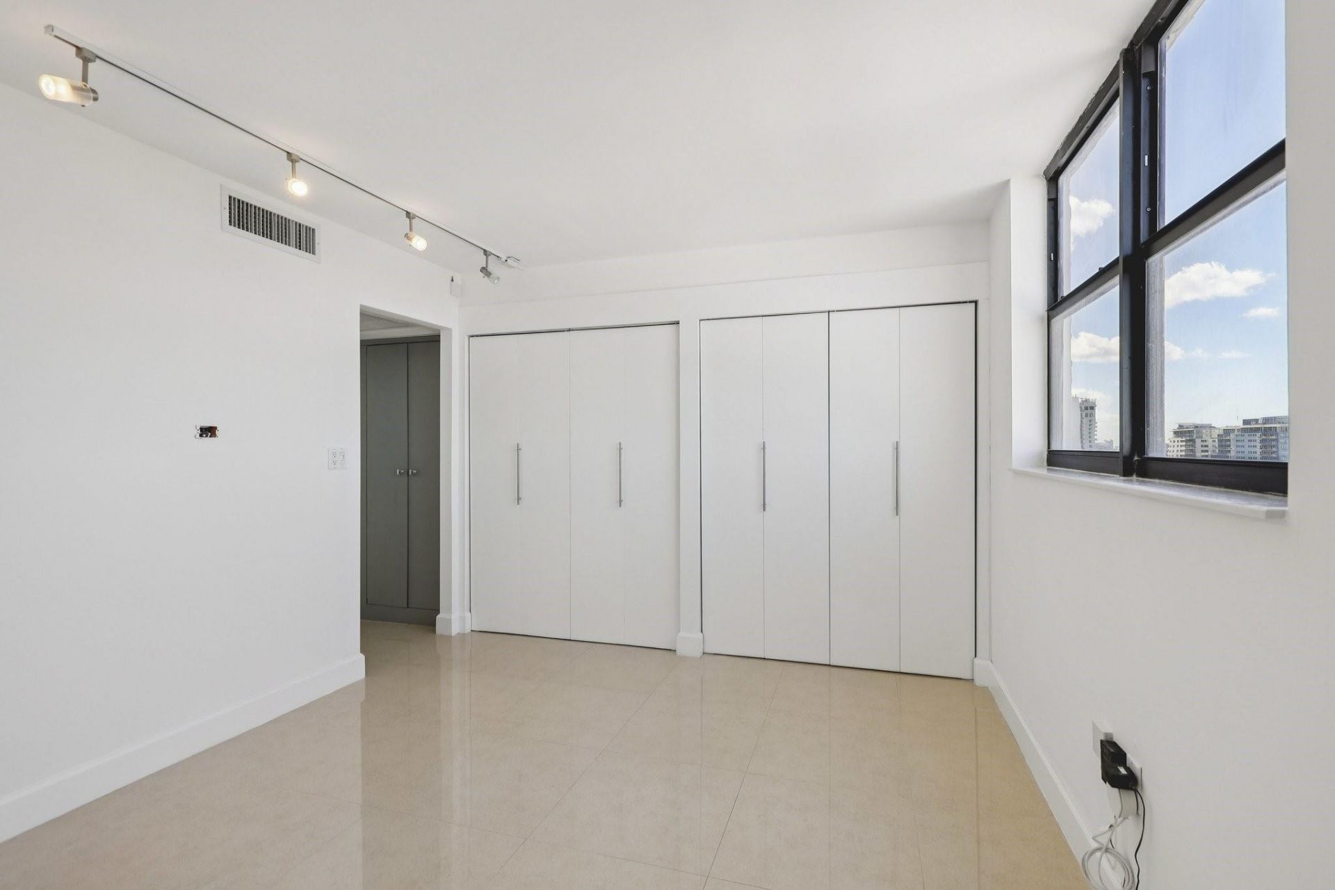 6450 Collins Avenue, Unit 901, Miami Beach, FL 33141 Photo