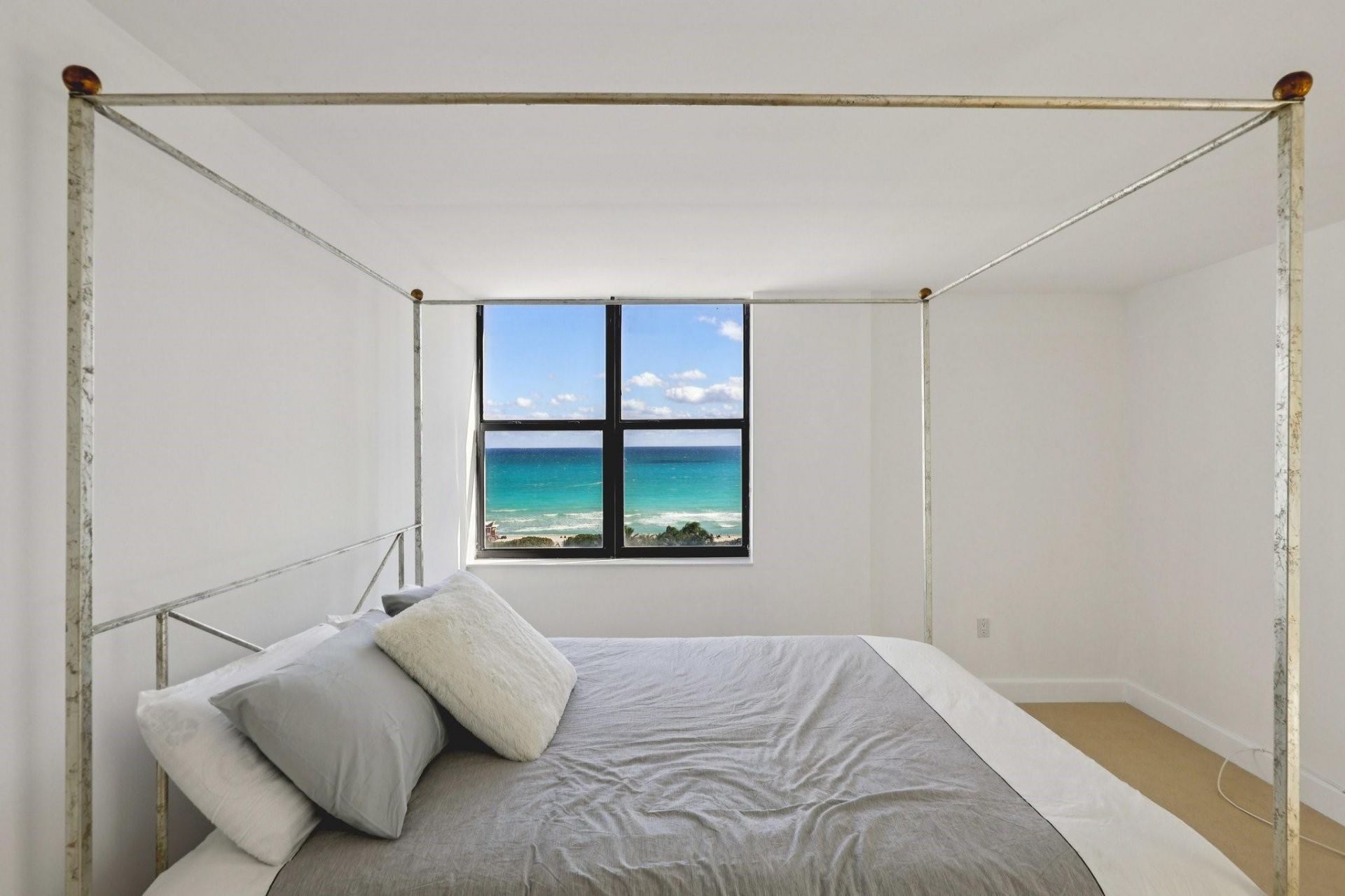 6450 Collins Avenue, Unit 901, Miami Beach, FL 33141 Photo