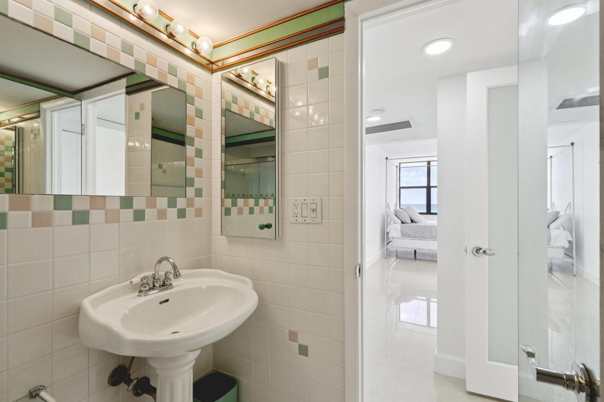 6450 Collins Avenue, Unit 901, Miami Beach, FL 33141 Photo