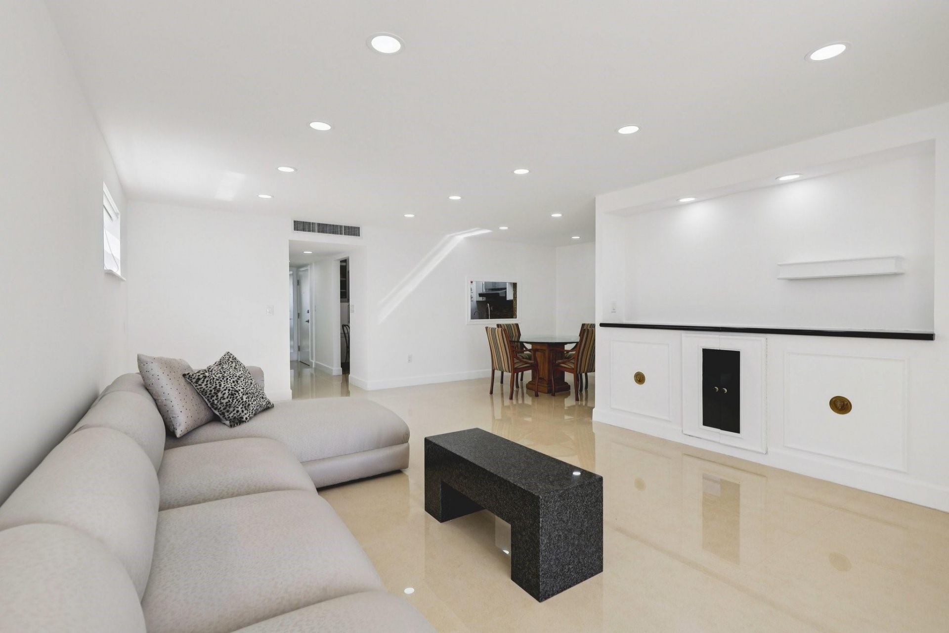 6450 Collins Avenue, Unit 901, Miami Beach, FL 33141 Photo