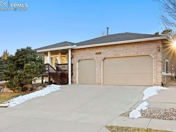 2383 Collegiate Drive, Colorado Springs, CO 80918