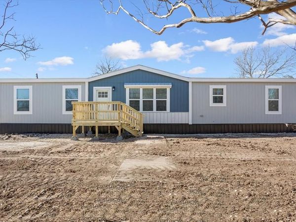 201 N Carpenter Street, Mart, TX 76664