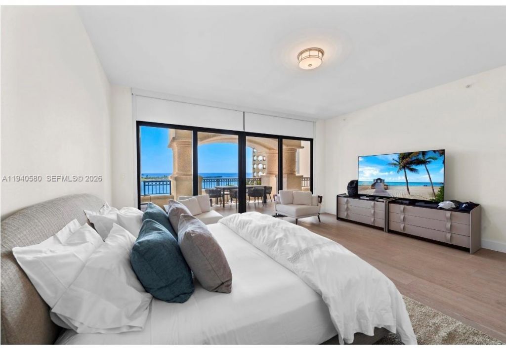 7055 Fisher Island Dr , Unit 7055, Miami Beach, FL 33109 Photo