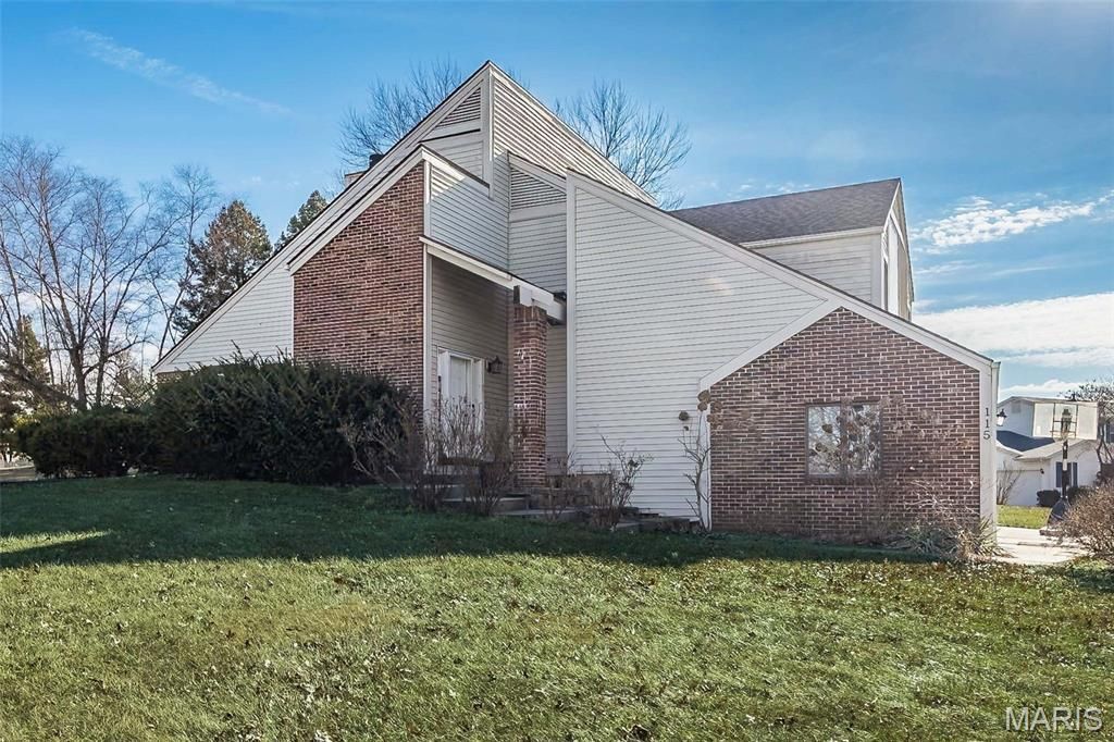 115 Timberidge Drive, Saint Peters, MO 63376 Main Photo