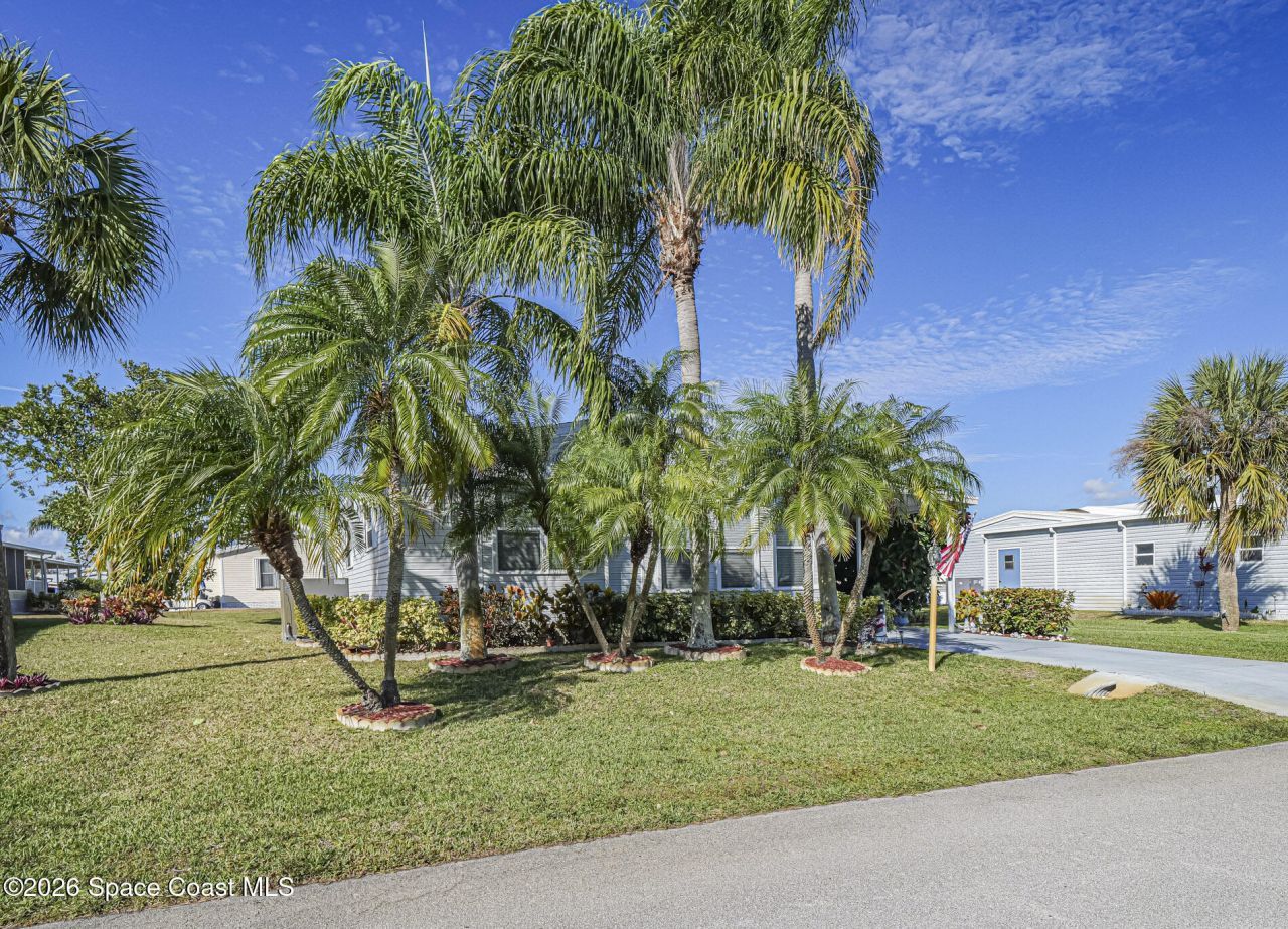 7648 Kyak Court, Unit Q16, Micco, FL 32976 Photo