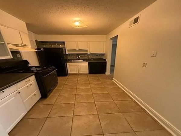 45 N BELVEDERE BLVD NE, Unit 102, Memphis, TN 38104