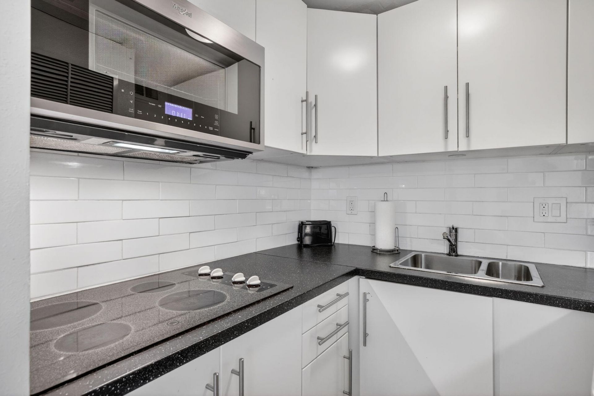 815 Middle River Drive, Unit 114, Fort Lauderdale, FL 33304 Photo