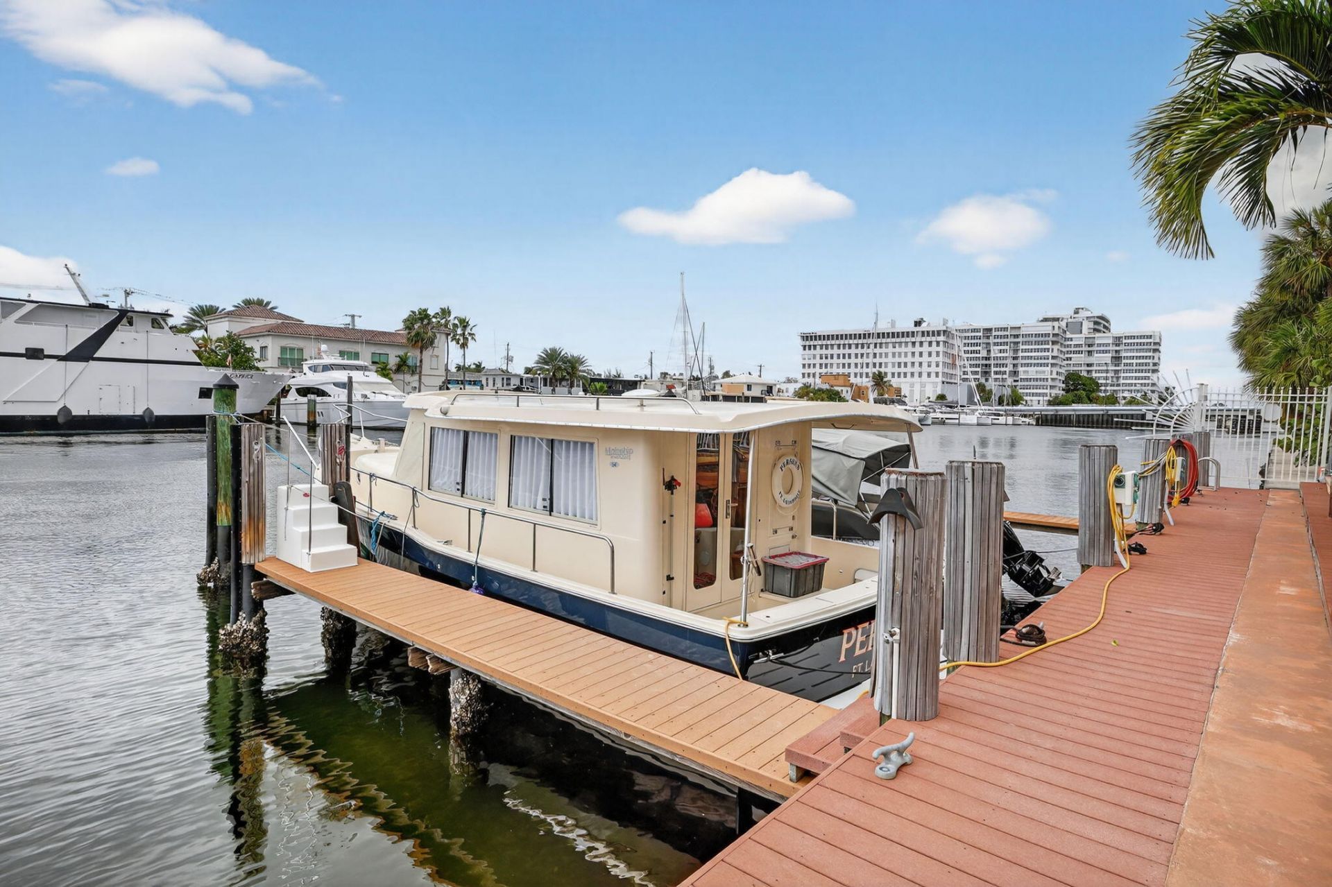 815 Middle River Drive, Unit 114, Fort Lauderdale, FL 33304 Photo