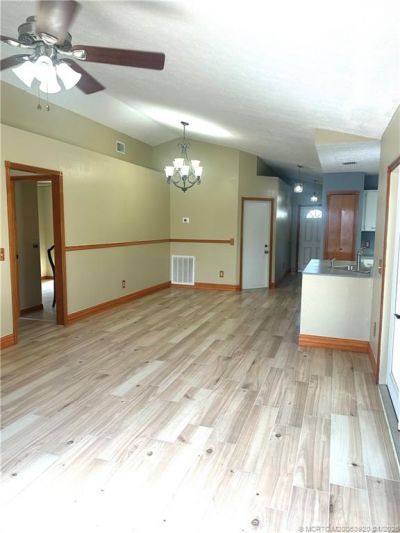 608 SE Dean Terrace, Port Saint Lucie, FL 34984 Photo