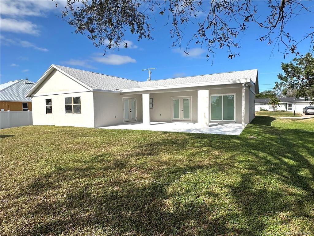 608 SE Dean Terrace, Port Saint Lucie, FL 34984 Photo