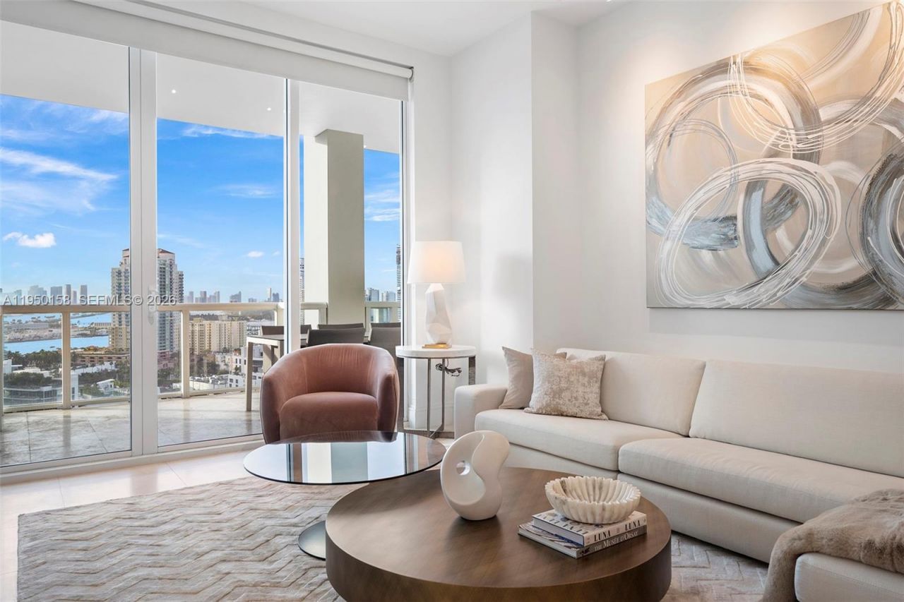 50 S Pointe Dr, Unit 2005, Miami Beach, FL 33139 Photo