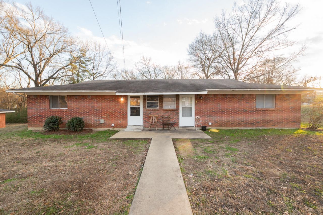 329/331 Santa Anita Dr., Starkville, MS 39759 Main Photo