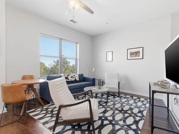 1700 Belcourt Ave, Unit 303, Nashville, TN 37212